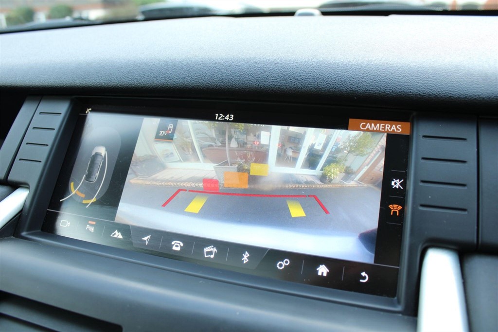 Used Land Rover Discovery Sport 2017 for sale - 77261926: Photo 29