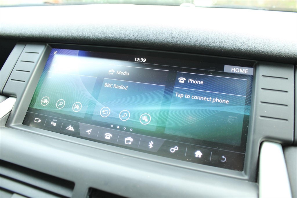 Used Land Rover Discovery Sport 2017 for sale - 77261926: Photo 30