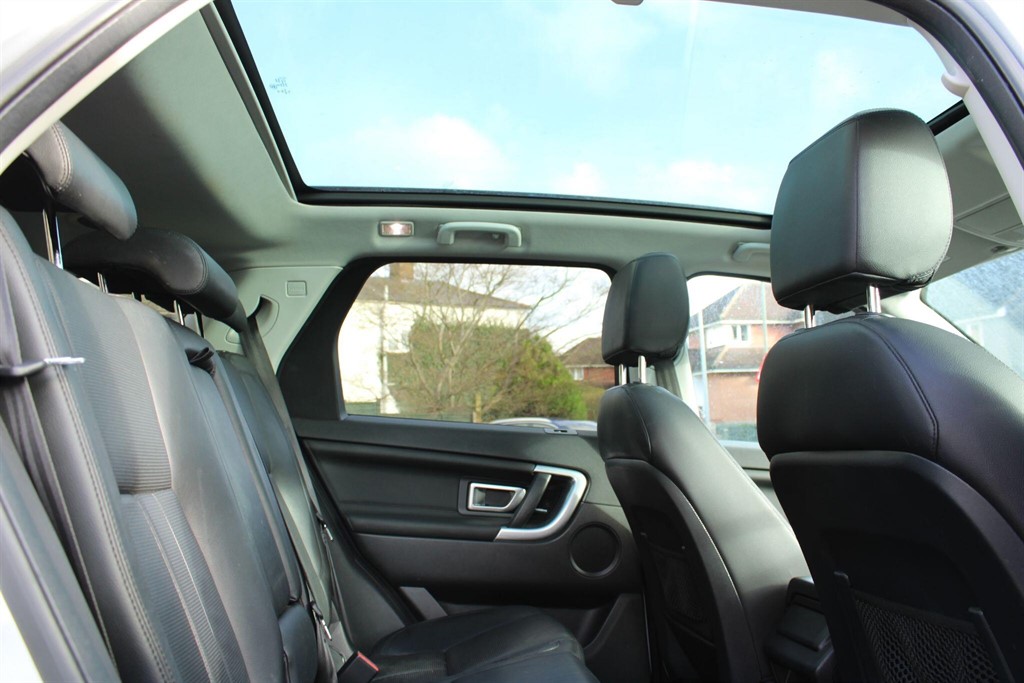 Used Land Rover Discovery Sport 2017 for sale - 77261926: Photo 44