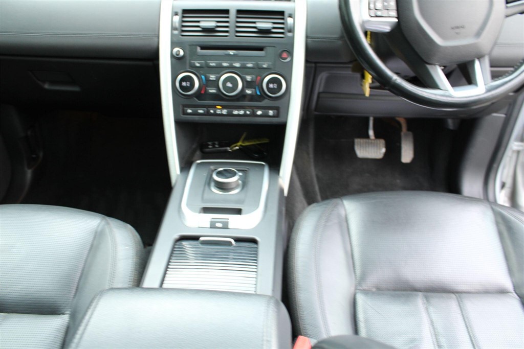 Used Land Rover Discovery Sport 2017 for sale - 77261926: Photo 8