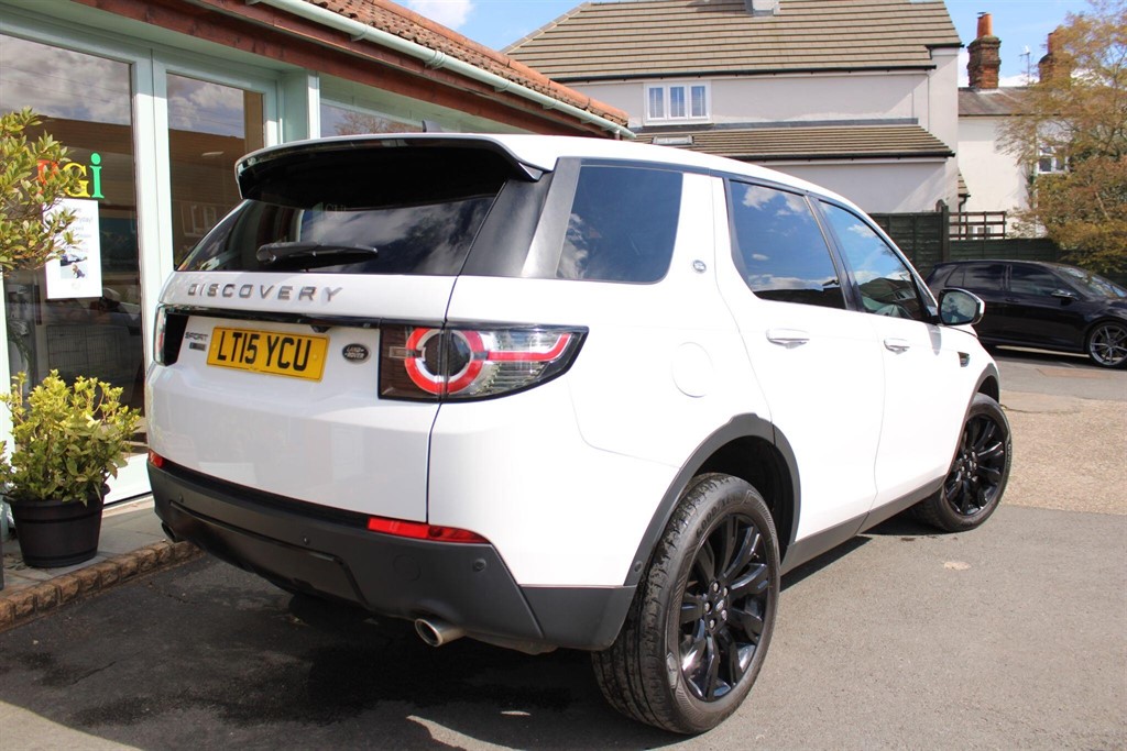 Used Land Rover Discovery Sport 2015 for sale - 78055453: Photo 4