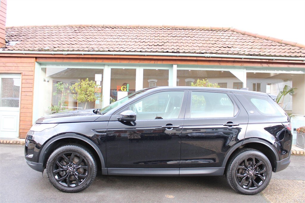 Used Land Rover Discovery Sport 2020 for sale - 77393669: Photo 40
