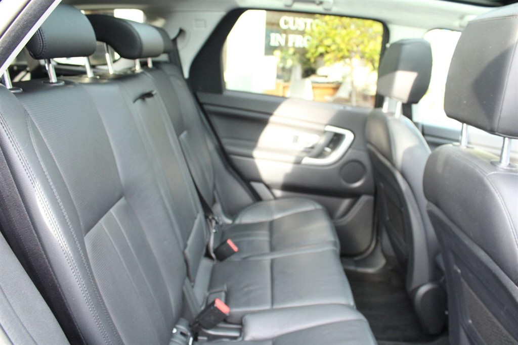 Used Land Rover Discovery Sport 2018 for sale - 77300765: Photo 17