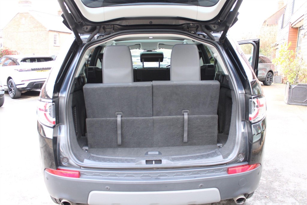 Used Land Rover Discovery Sport 2018 for sale - 77300765: Photo 28