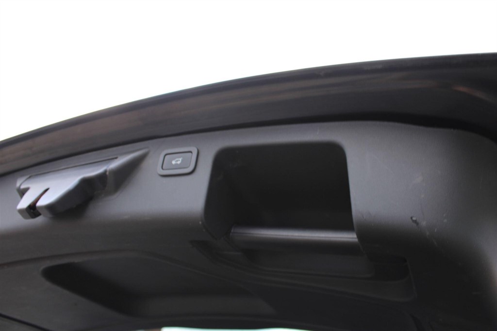 Used Land Rover Discovery Sport 2018 for sale - 77300765: Photo 29