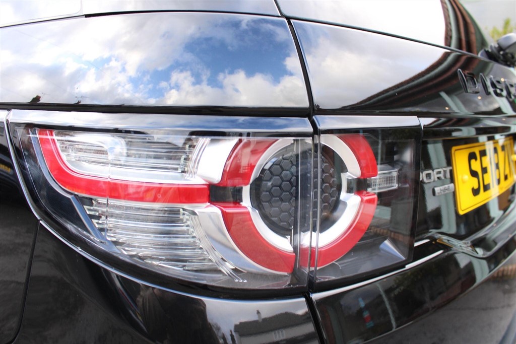 Used Land Rover Discovery Sport 2018 for sale - 77300765: Photo 31