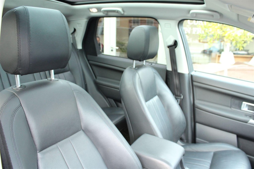 Used Land Rover Discovery Sport 2018 for sale - 77300765: Photo 43