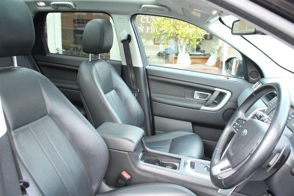 Used Land Rover Discovery Sport 2018 for sale - 77300765: Photo 64