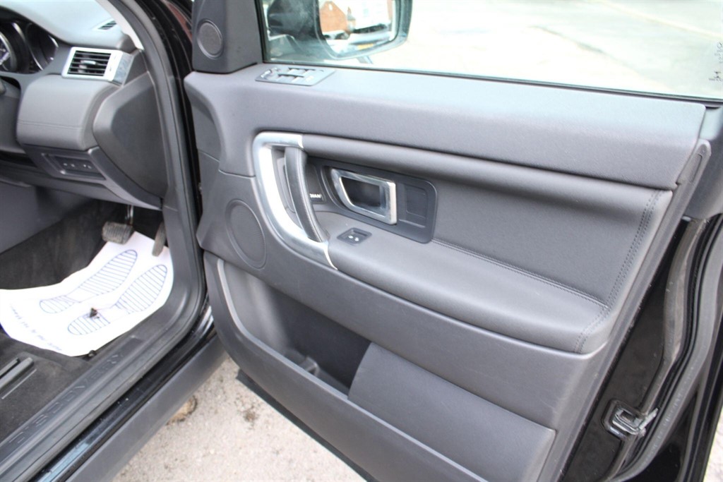 Used Land Rover Discovery Sport 2018 for sale - 77300765: Photo 66