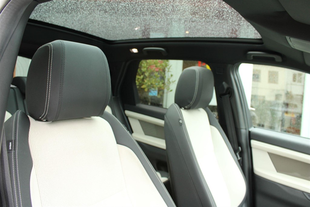 Used Land Rover Discovery Sport 2019 for sale - 77778829: Photo 18