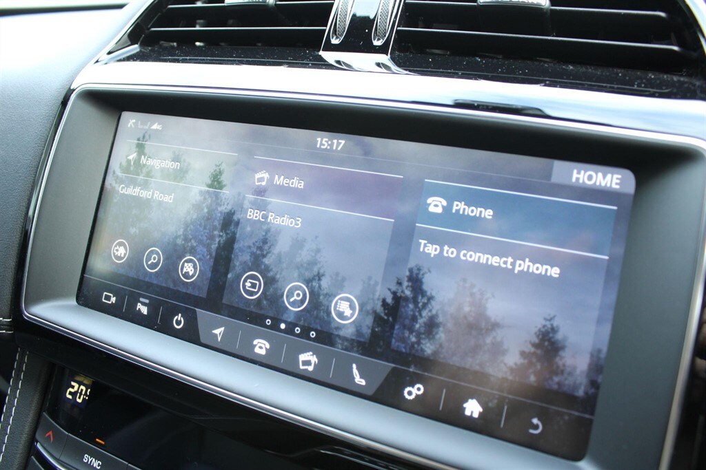 Used Jaguar F-Pace 2019 for sale - 77903616: Photo 32