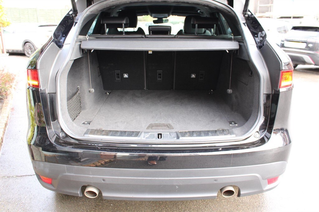 Used Jaguar F-Pace 2019 for sale - 77903616: Photo 39