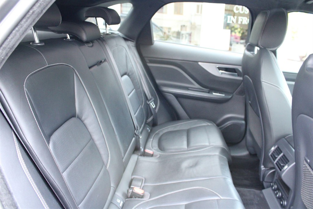 Used Jaguar F-Pace 2020 for sale - 77545488: Photo 17