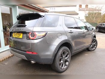 Used Land Rover Discovery Sport 2019 for sale - 77127711: Photo