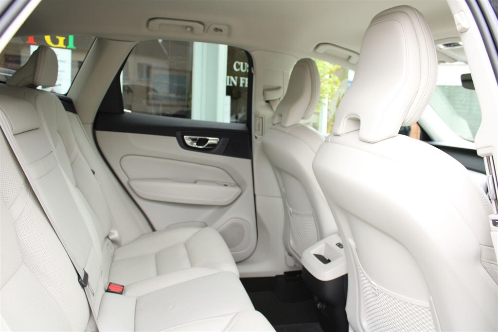 Used Volvo XC60 2018 for sale - 77691174: Photo 17