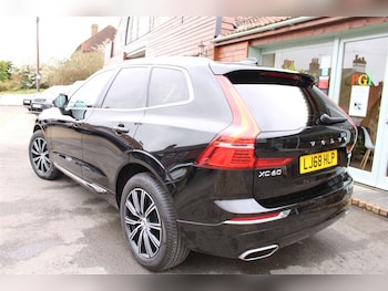 Used Volvo XC60 2018 for sale - 77691174: Photo