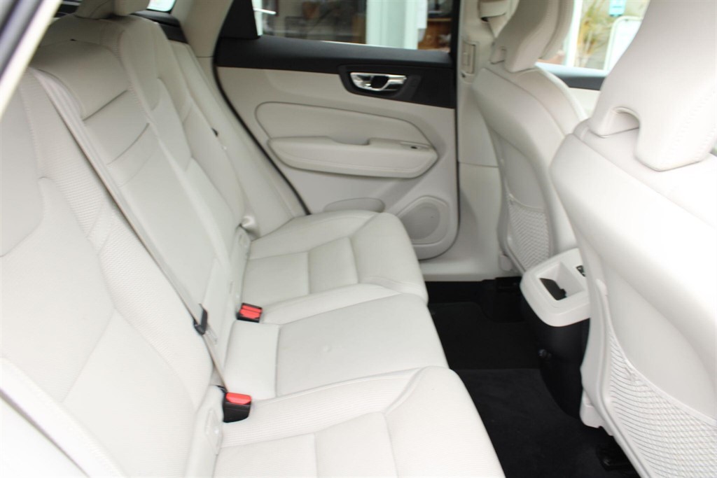 Used Volvo XC60 2018 for sale - 77691174: Photo 44