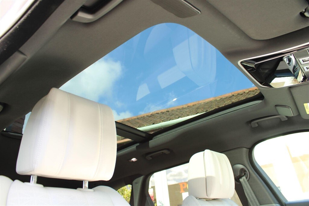 Used Land Rover Range Rover Velar 2021 for sale - 76628589: Photo 67