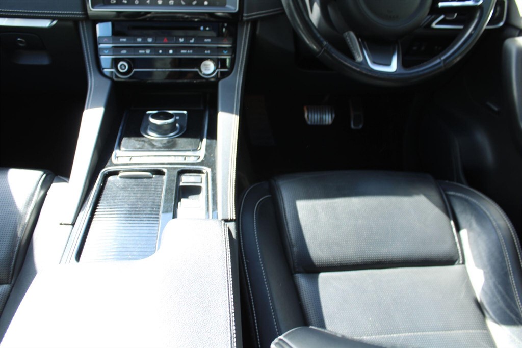 Used Jaguar F-Pace 2019 for sale - 78055452: Photo 23