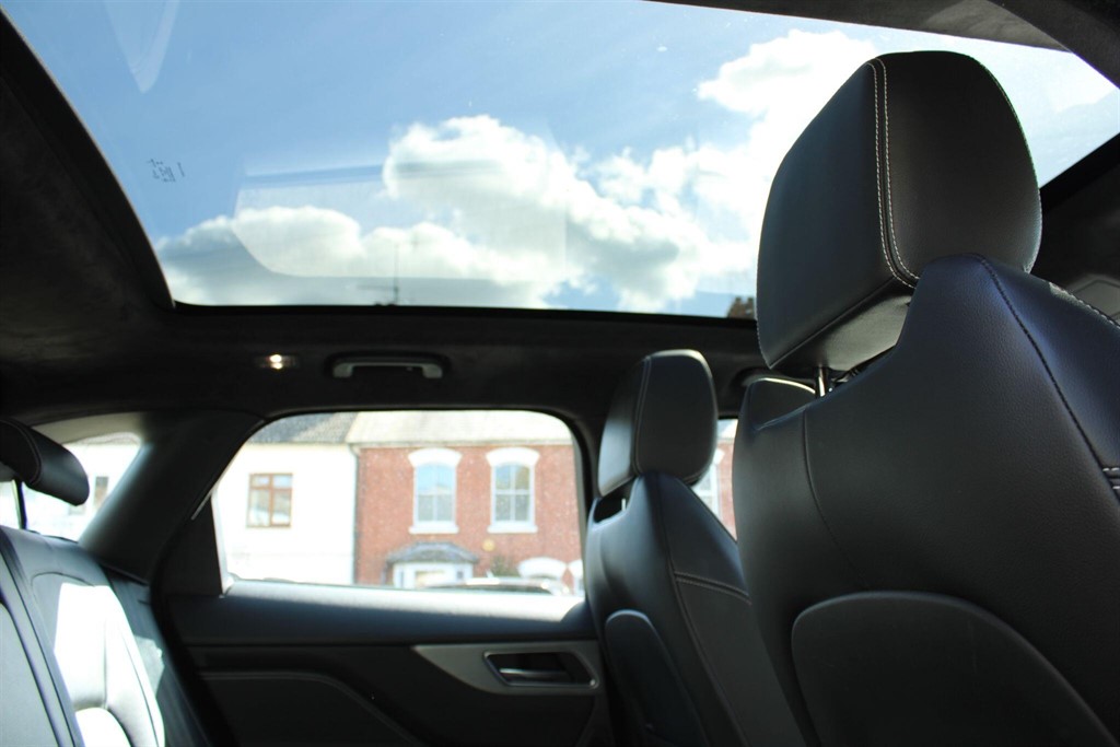 Used Jaguar F-Pace 2019 for sale - 78055452: Photo 25