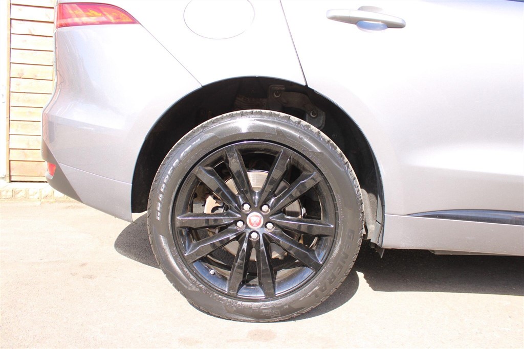 Used Jaguar F-Pace 2019 for sale - 78055452: Photo 28