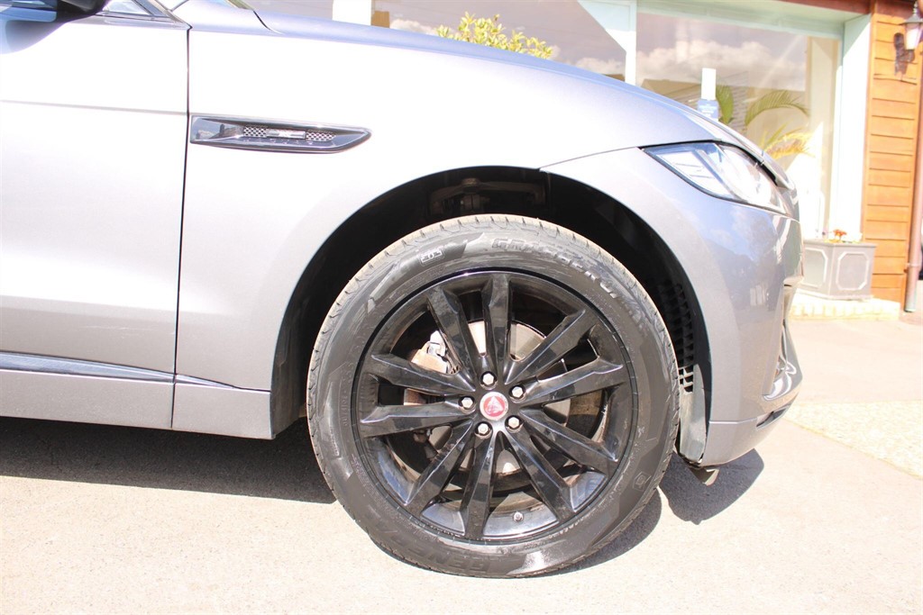 Used Jaguar F-Pace 2019 for sale - 78055452: Photo 29