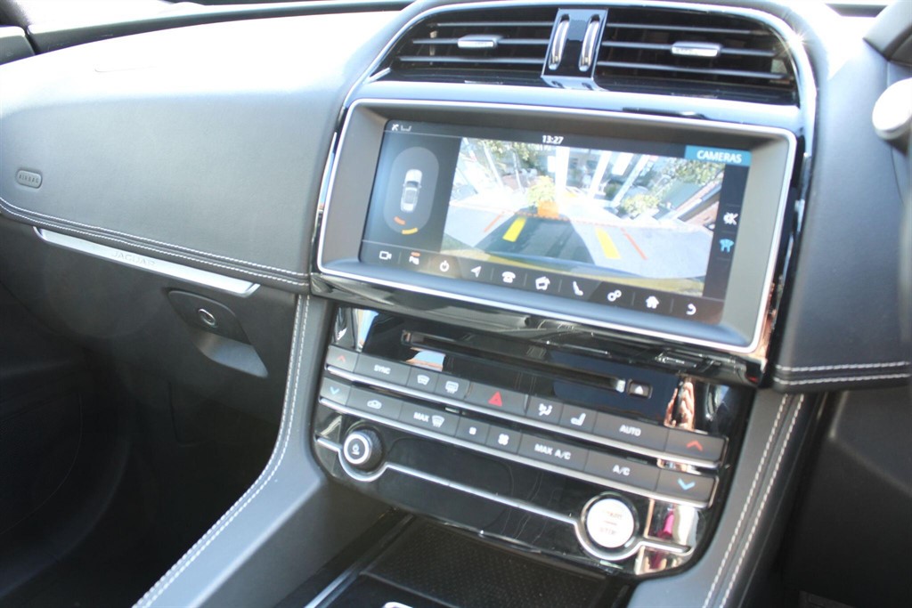 Used Jaguar F-Pace 2019 for sale - 78055452: Photo 30