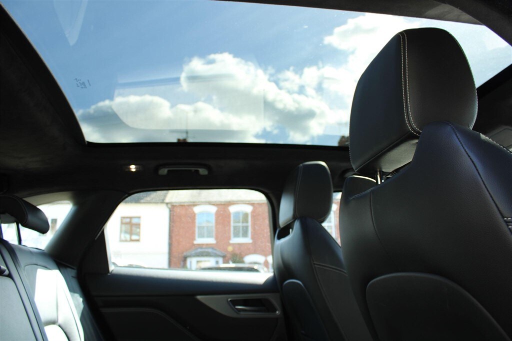 Used Jaguar F-Pace 2019 for sale - 78055452: Photo 42