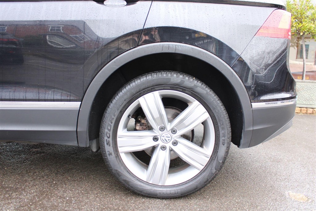 Used Volkswagen Tiguan 2016 for sale - 77691185: Photo 19