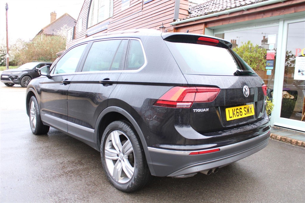 Used Volkswagen Tiguan 2016 for sale - 77691185: Photo 2
