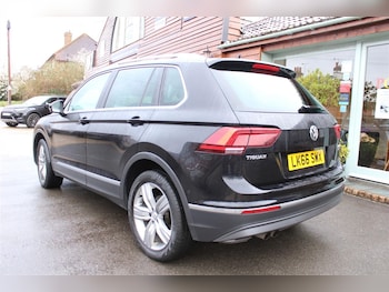 Used Volkswagen Tiguan 2016 for sale - 77691185: Photo