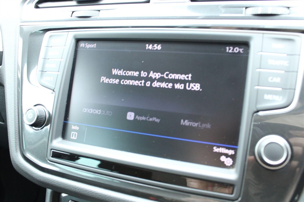 Used Volkswagen Tiguan 2016 for sale - 77691185: Photo 30