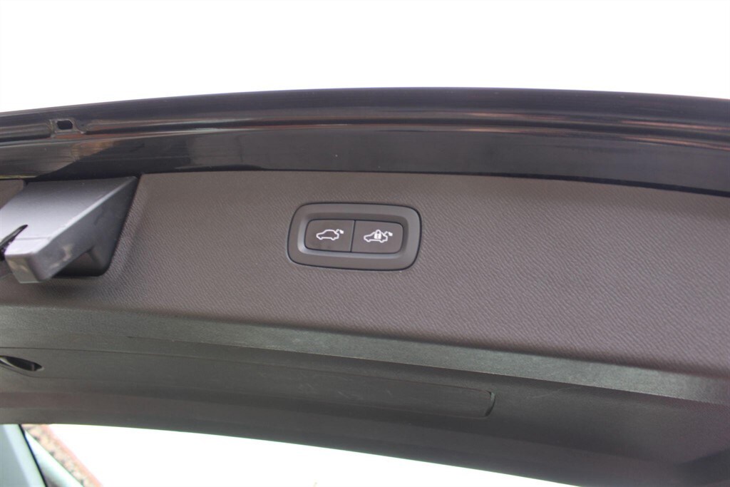 Used Volvo XC90 2021 for sale - 77903606: Photo 33