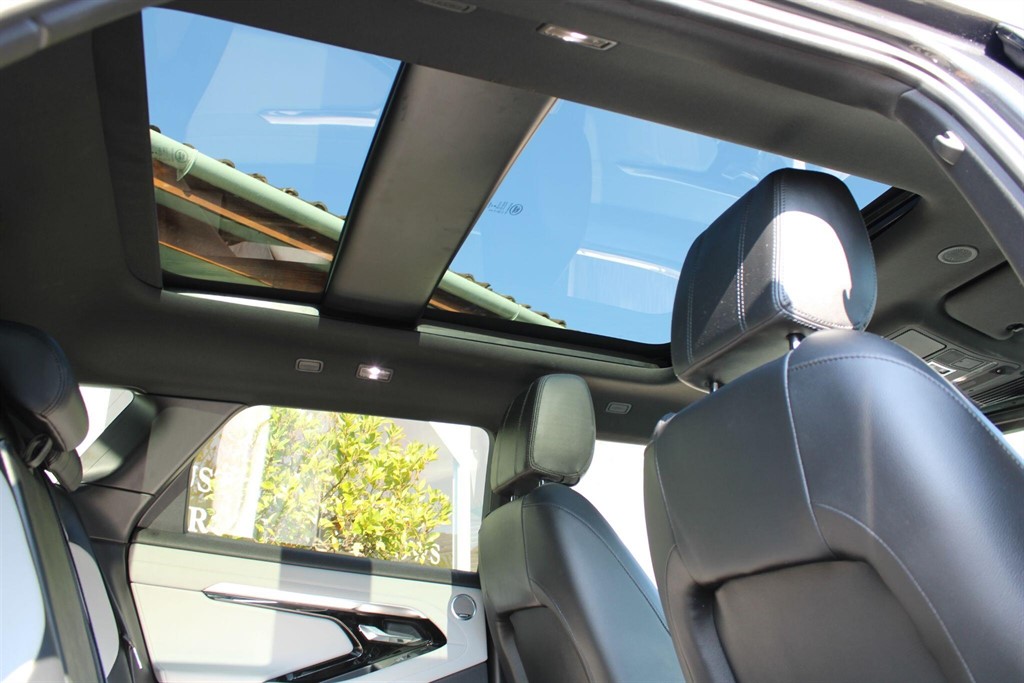 Used Land Rover Range Rover Evoque 2021 for sale - 77746380: Photo 2