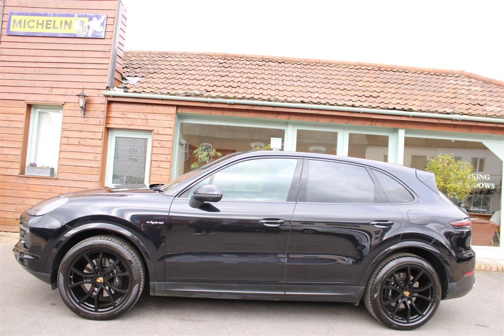 Used Porsche Cayenne 2020 for sale - 77903578: Photo 32