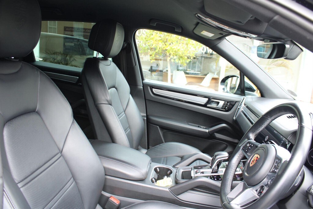 Used Porsche Cayenne 2020 for sale - 77903578: Photo 65