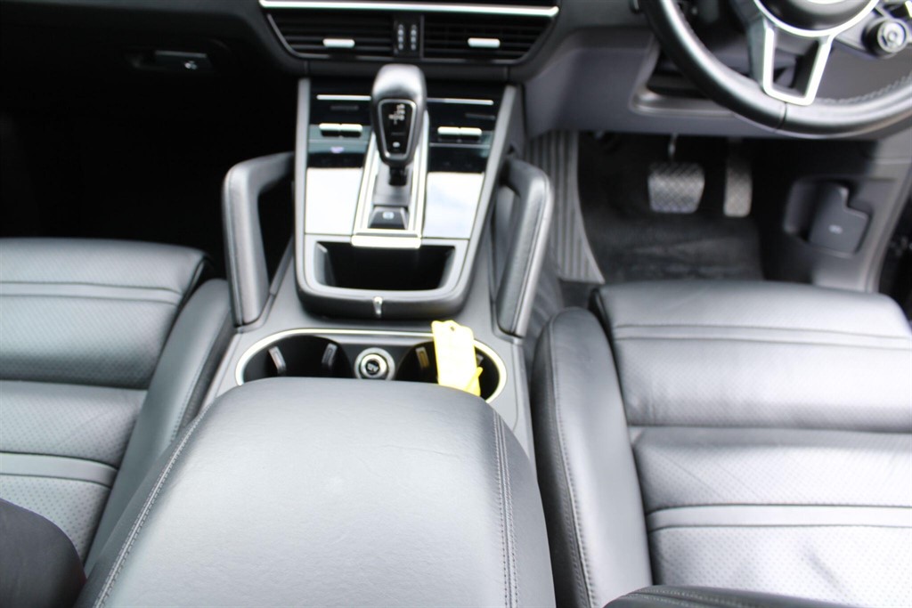 Used Porsche Cayenne 2020 for sale - 77903578: Photo 8