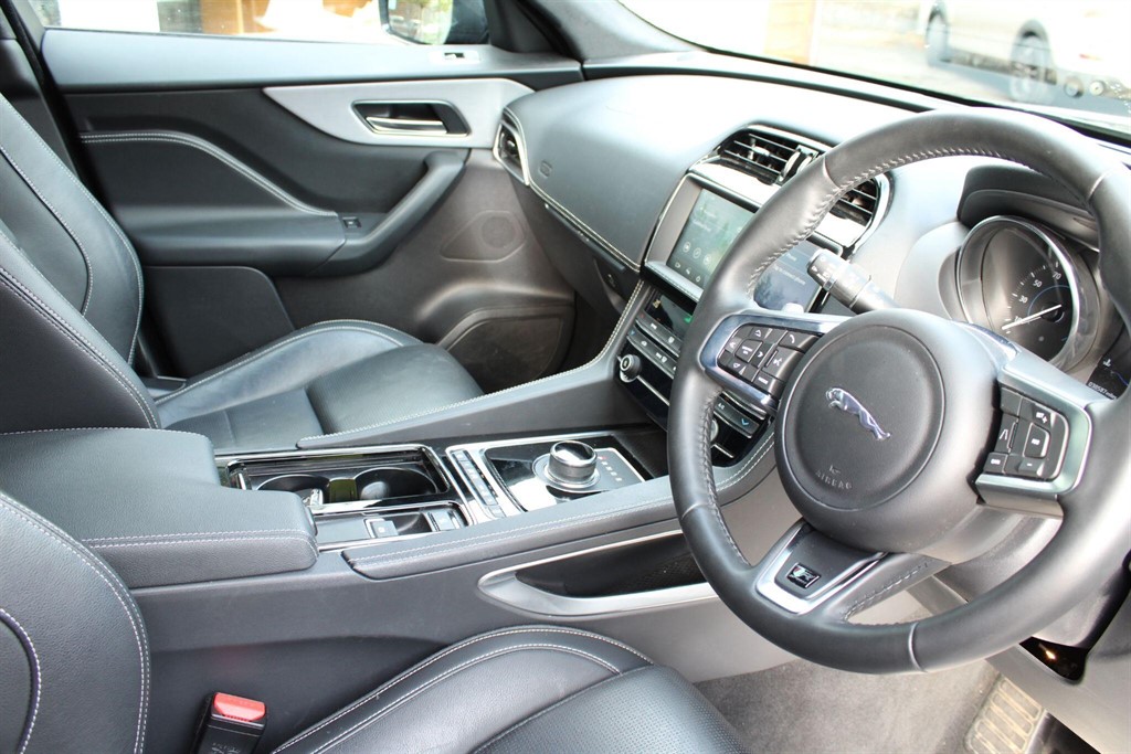 Used Jaguar F-Pace 2019 for sale - 77702917: Photo 10