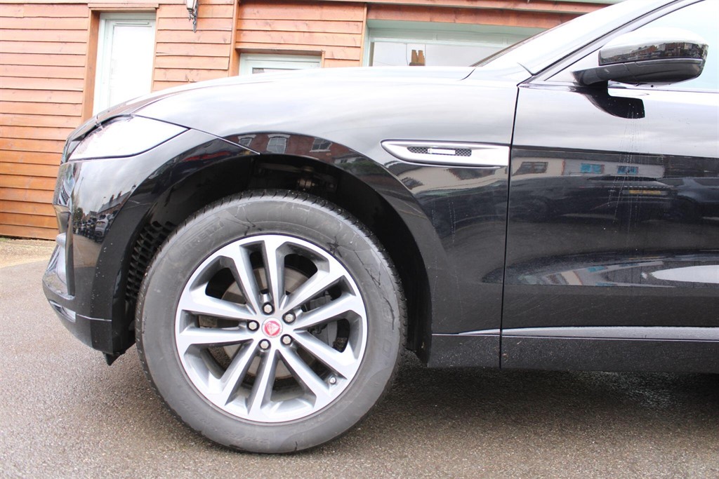 Used Jaguar F-Pace 2019 for sale - 77702917: Photo 16