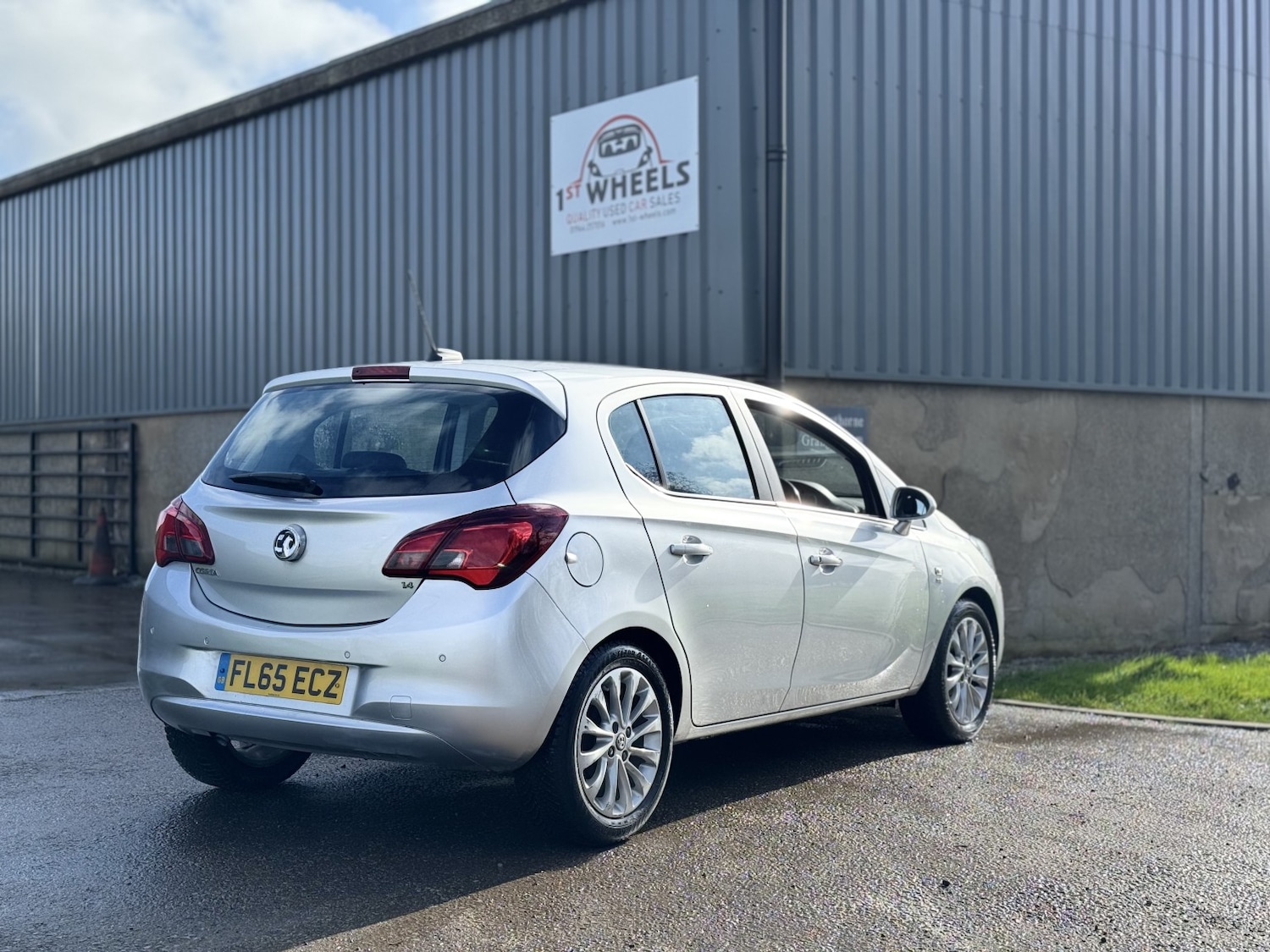 Used Vauxhall Corsa 2015 for sale - 77715081: Photo 6
