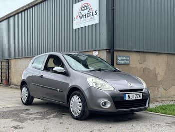 Used Renault Clio 2011 for sale - 79710653: Photo
