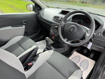 Used Renault Clio 2011 for sale - 79710653: Photo