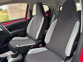 Used Toyota AYGO 2015 for sale - 79290198: Photo