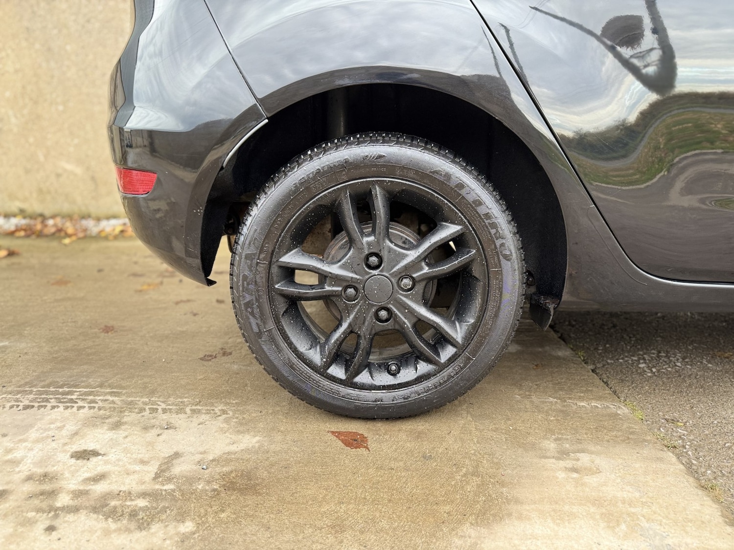 Used Ford Fiesta 2017 for sale - 76482948: Photo 9