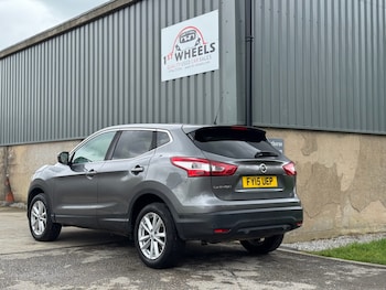 Used Nissan Qashqai 2015 for sale - 78641353: Photo