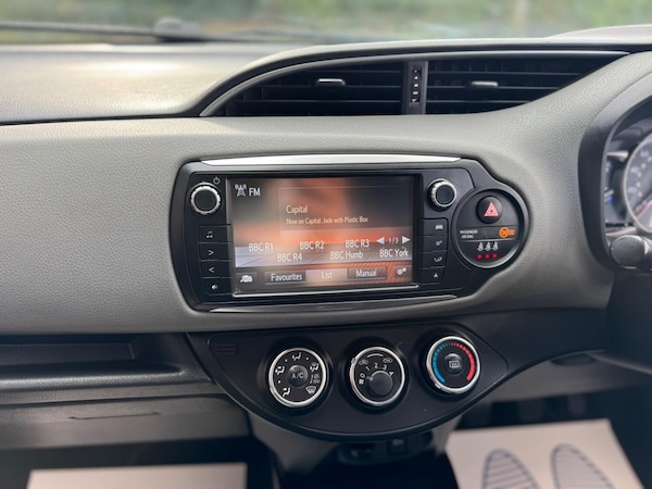 Used Toyota Yaris 2016 for sale - 75632841: Photo 16