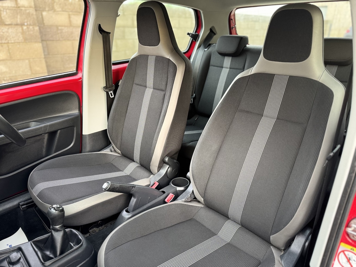 Used Volkswagen up! 2018 for sale - 77053731: Photo 14