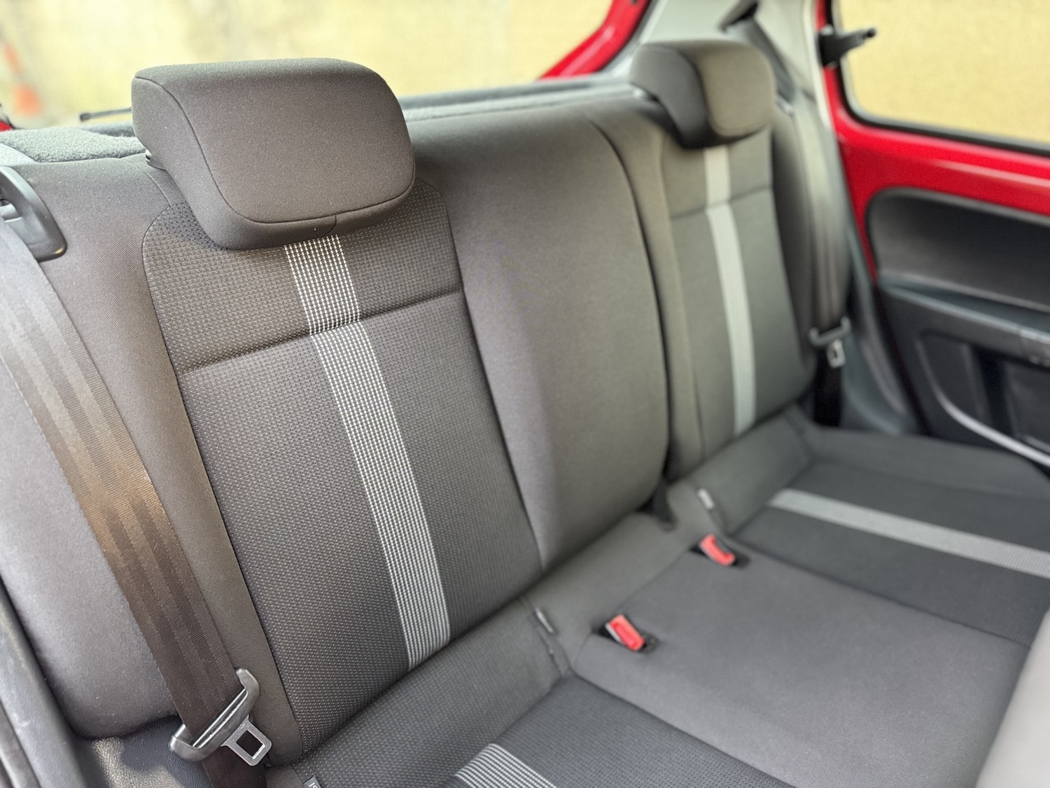 Used Volkswagen up! 2018 for sale - 77053731: Photo 18