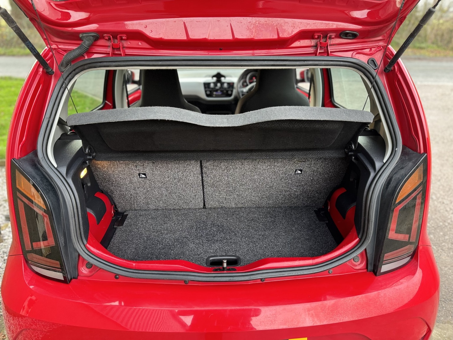 Used Volkswagen up! 2018 for sale - 77053731: Photo 19