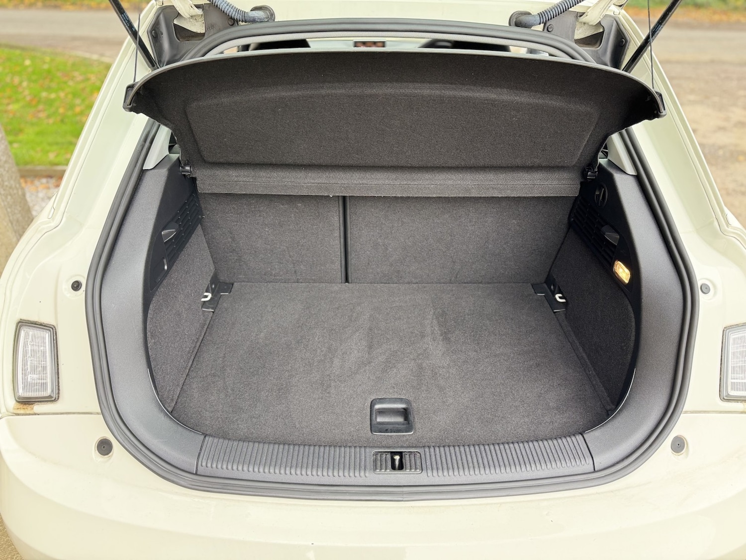 Used Audi A1 2012 for sale - 76504671: Photo 17